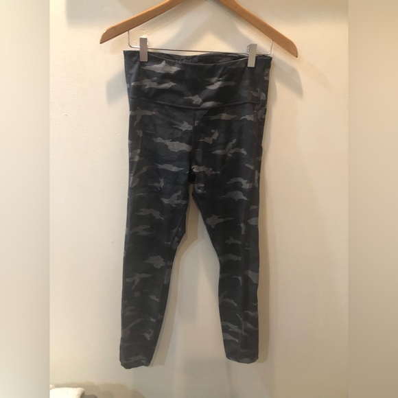 Ultimate stash pocket 7/8 tight - Picture 5 of 7